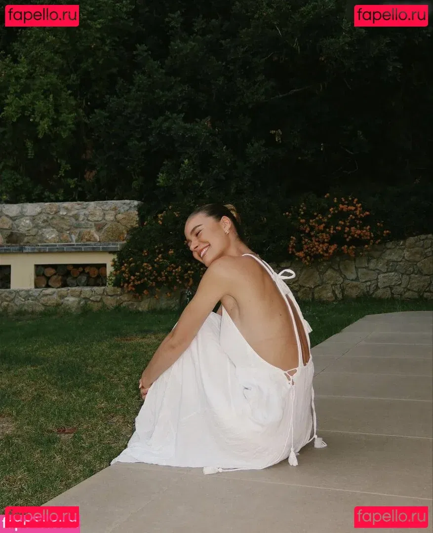 Emilia Bte Onlyfans Photo Gallery 