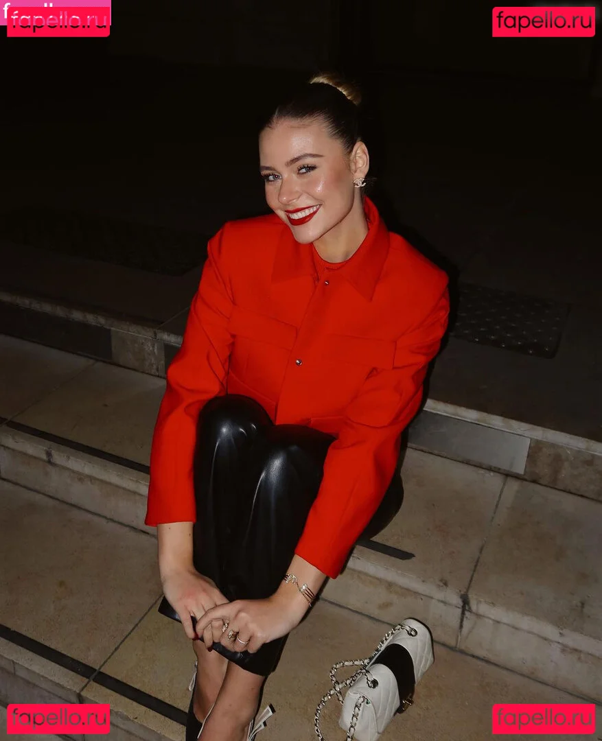 Emilia Bte Onlyfans Photo Gallery 