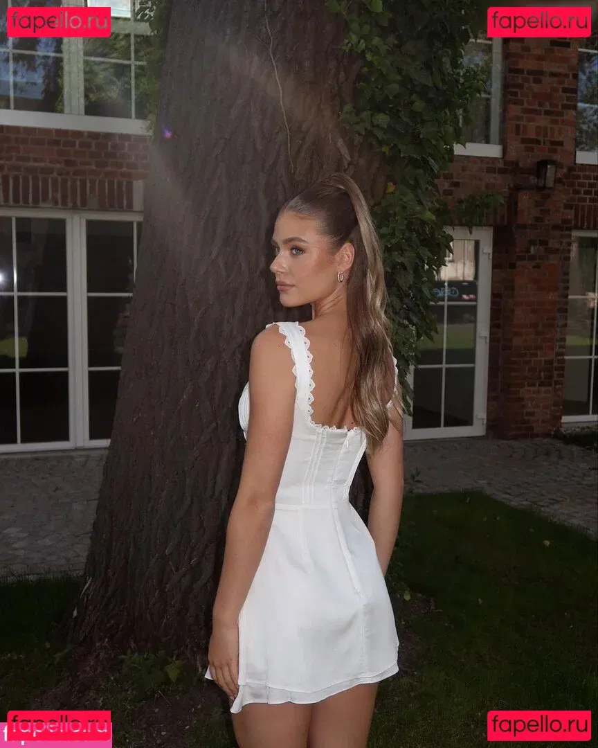 Emilia Bte Onlyfans Photo Gallery 