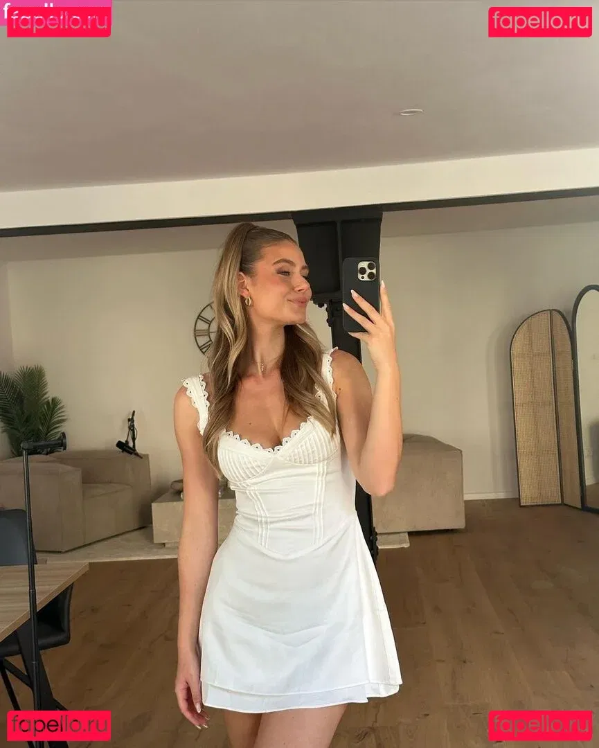 Emilia Bte Onlyfans Photo Gallery 