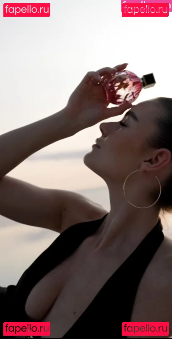 Emilia Bte Onlyfans Photo Gallery 