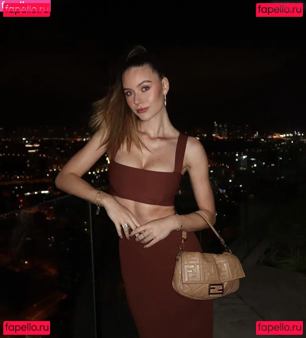 Emilia Bte Onlyfans Photo Gallery 