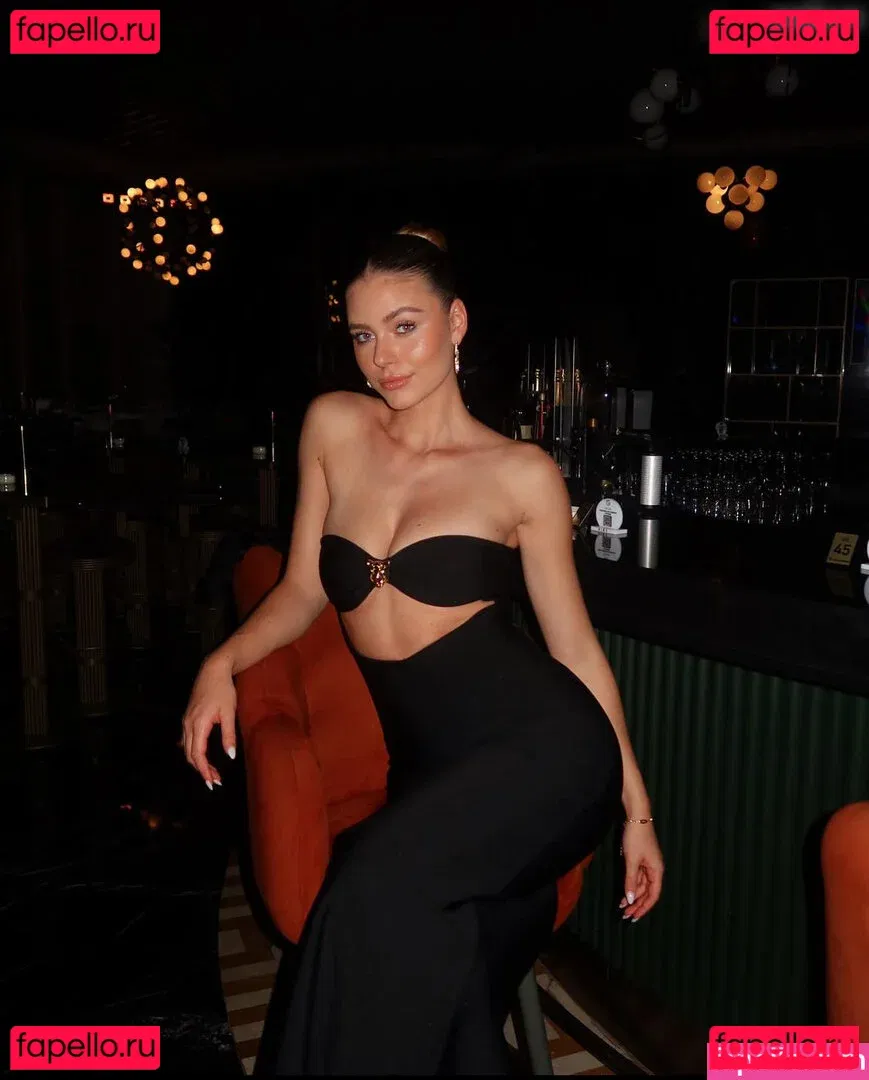 Emilia Bte Onlyfans Photo Gallery 