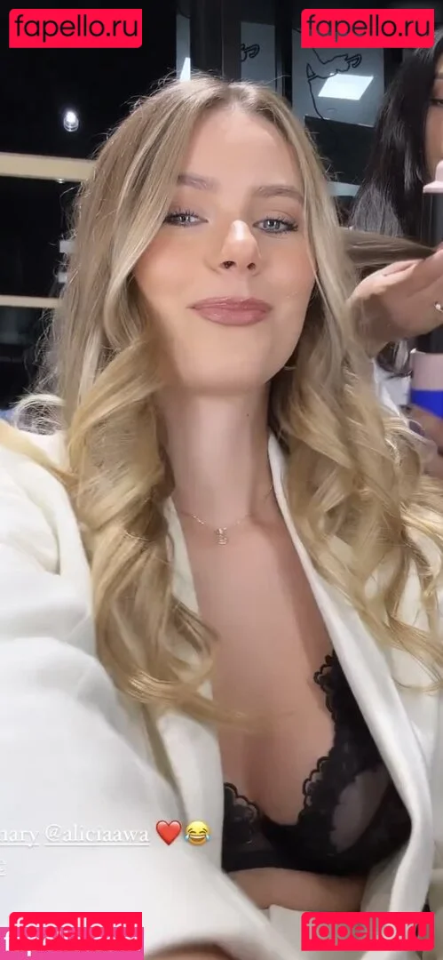 Emilia Bte Onlyfans Photo Gallery 