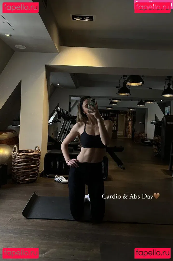 Emilia Bte Onlyfans Photo Gallery 