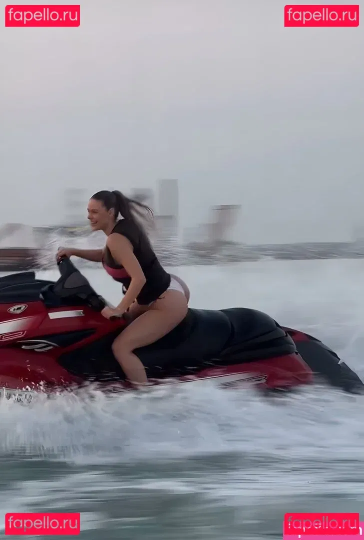 Emilia Bte Onlyfans Photo Gallery 