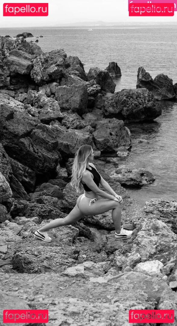 Emilia Bte Onlyfans Photo Gallery 