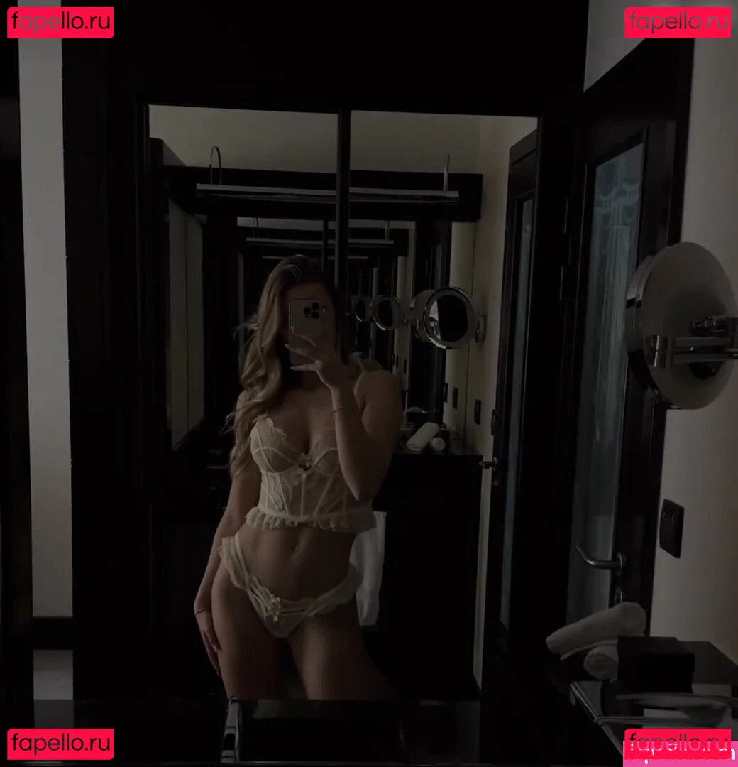 Emilia Bte Onlyfans Photo Gallery 