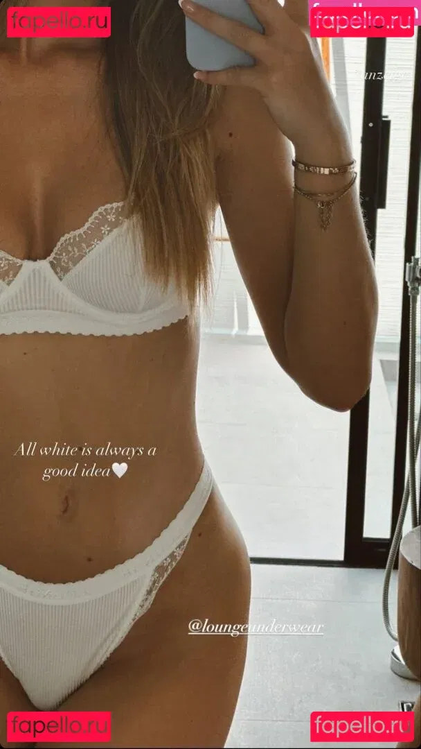 Emilia Bte Onlyfans Photo Gallery 