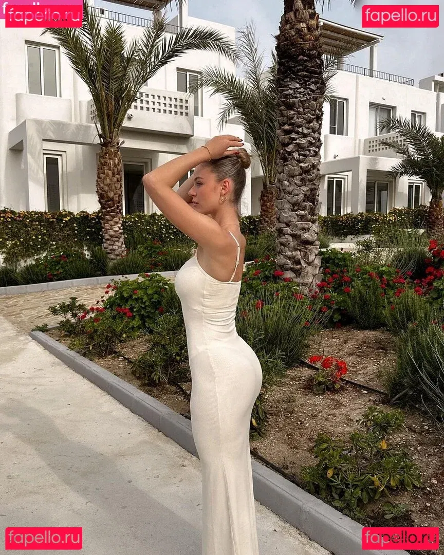 Emilia Bte Onlyfans Photo Gallery 