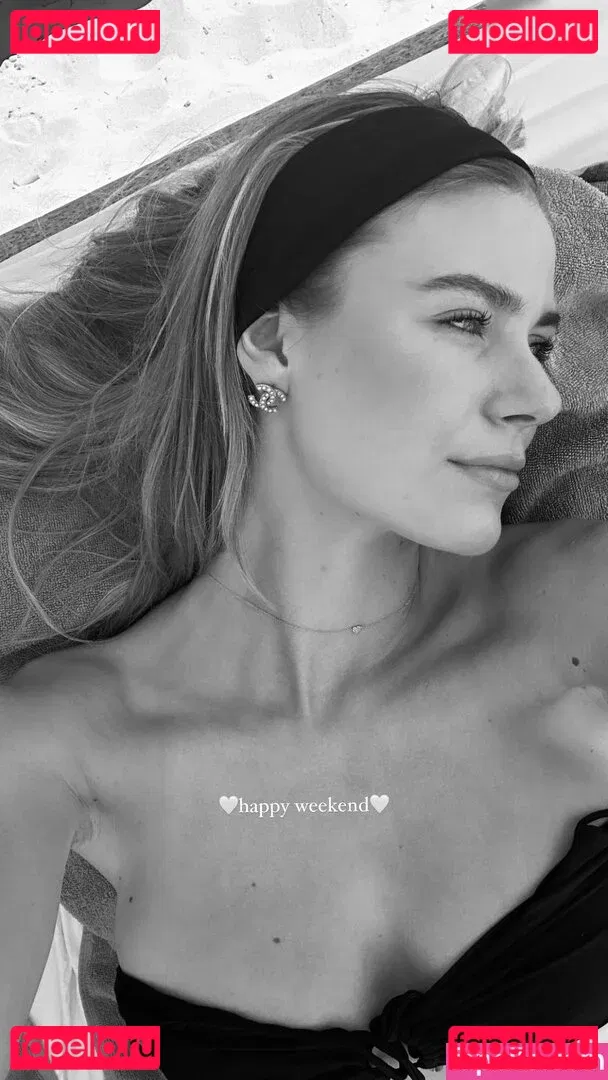 Emilia Bte Onlyfans Photo Gallery 