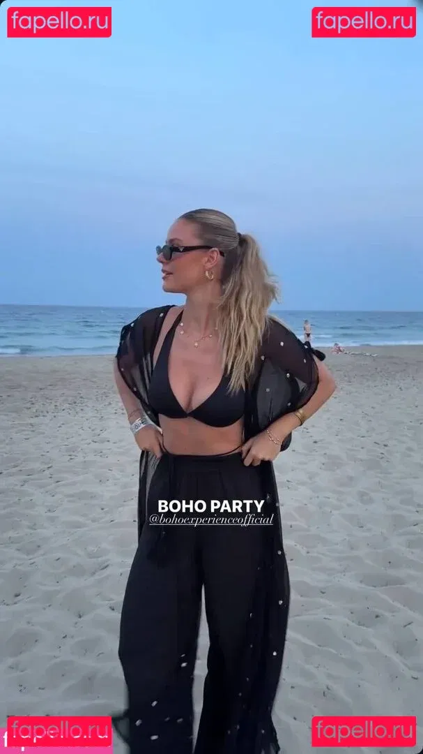 Emilia Bte Onlyfans Photo Gallery 