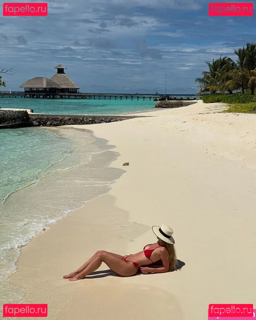 Emilia Bte Onlyfans Photo Gallery 