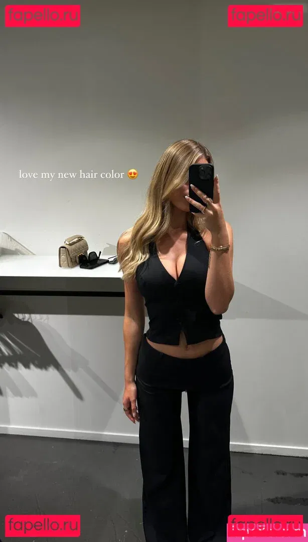 Emilia Bte Onlyfans Photo Gallery 