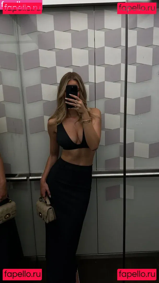 Emilia Bte Onlyfans Photo Gallery 