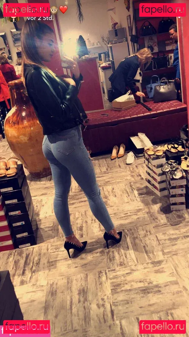 Emilia Bte Onlyfans Photo Gallery 