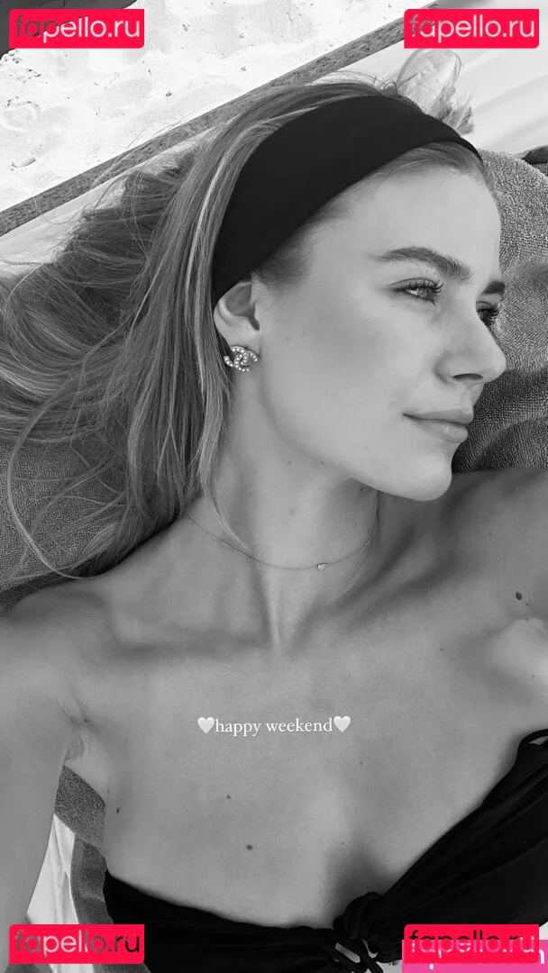 Emilia Bte Onlyfans Photo Gallery 