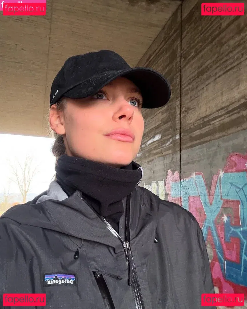 Emilia Bte Onlyfans Photo Gallery 