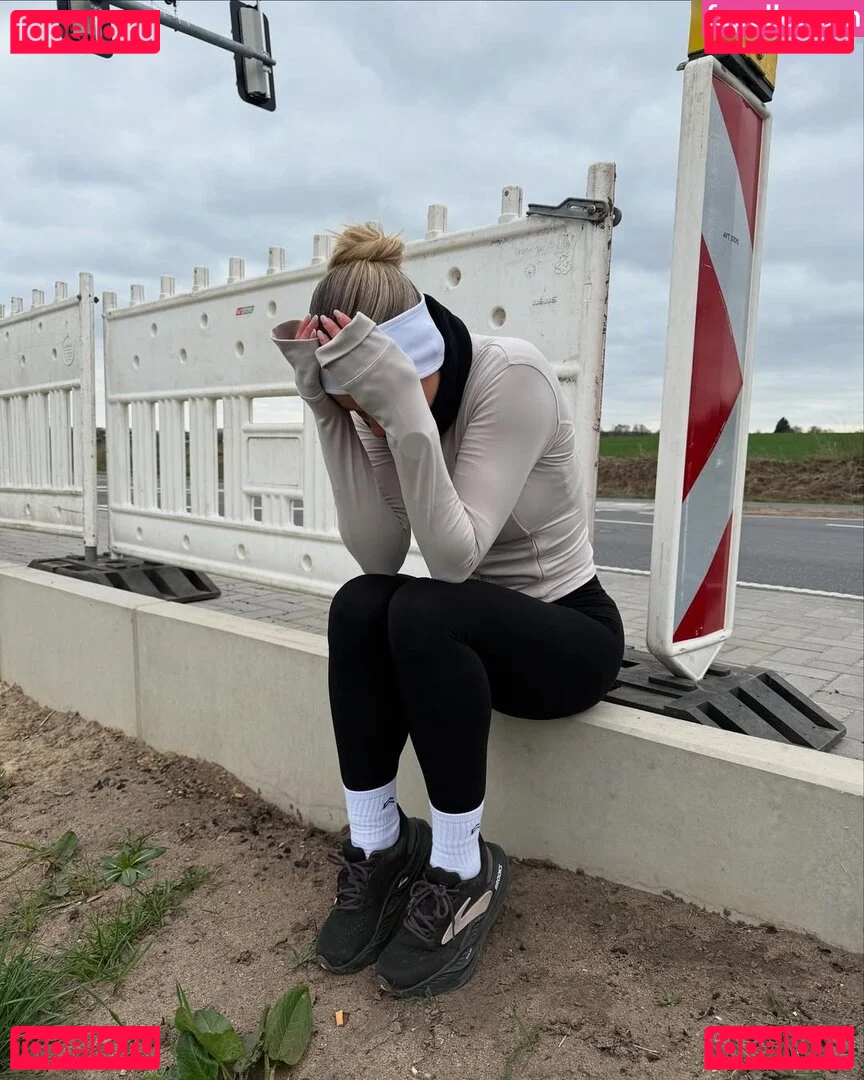 Emilia Bte Onlyfans Photo Gallery 