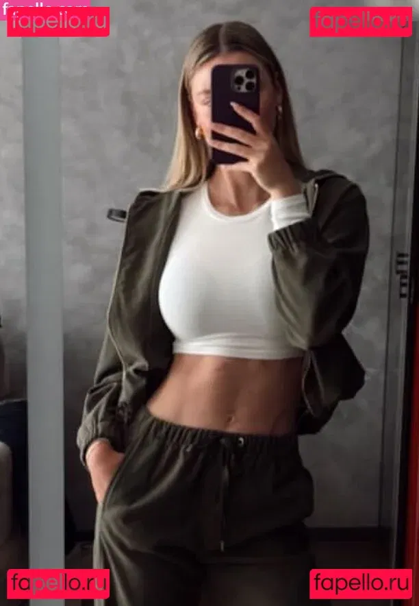 Emilia Bte Onlyfans Photo Gallery 