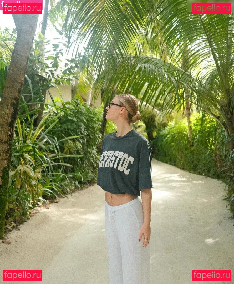 Emilia Bte Onlyfans Photo Gallery 