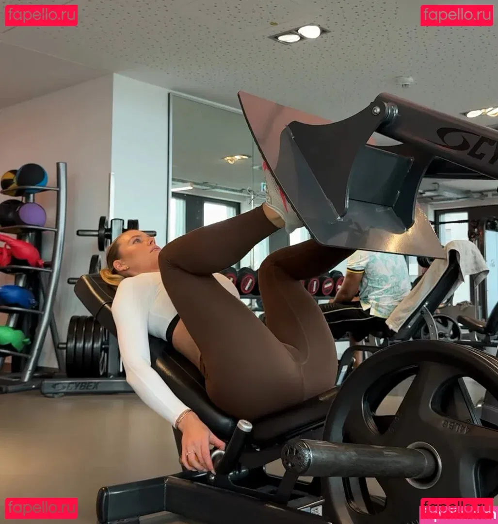 Emilia Bte Onlyfans Photo Gallery 