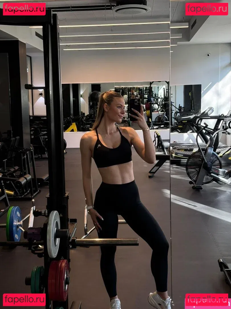 Emilia Bte Onlyfans Photo Gallery 