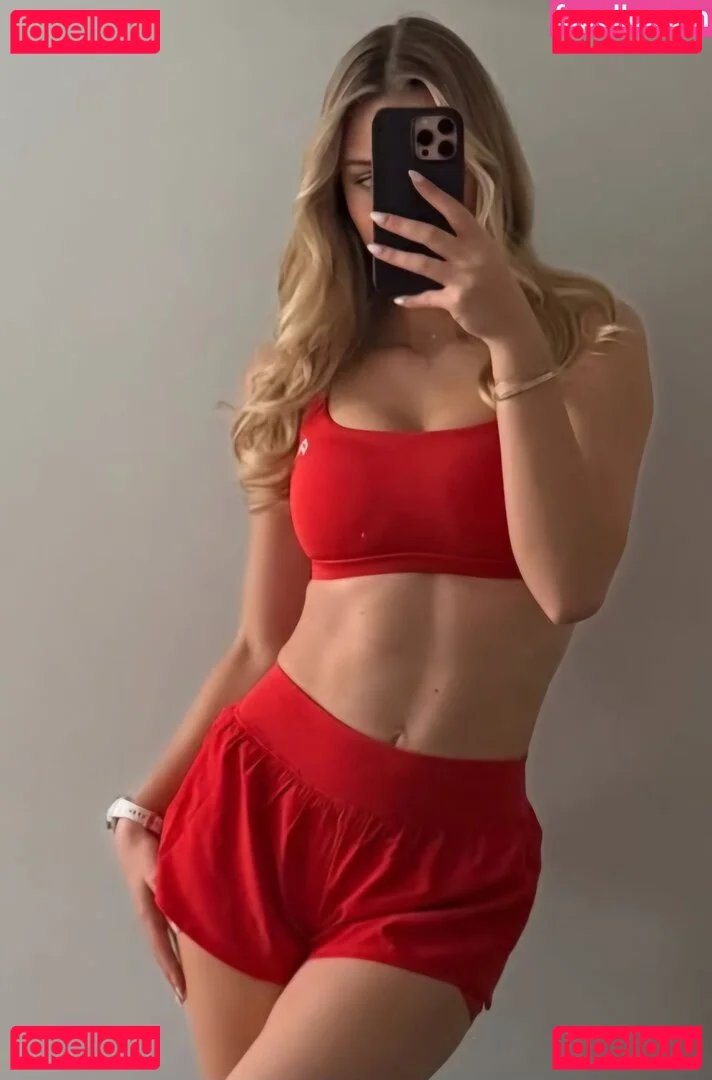 Emilia Bte Onlyfans Photo Gallery 