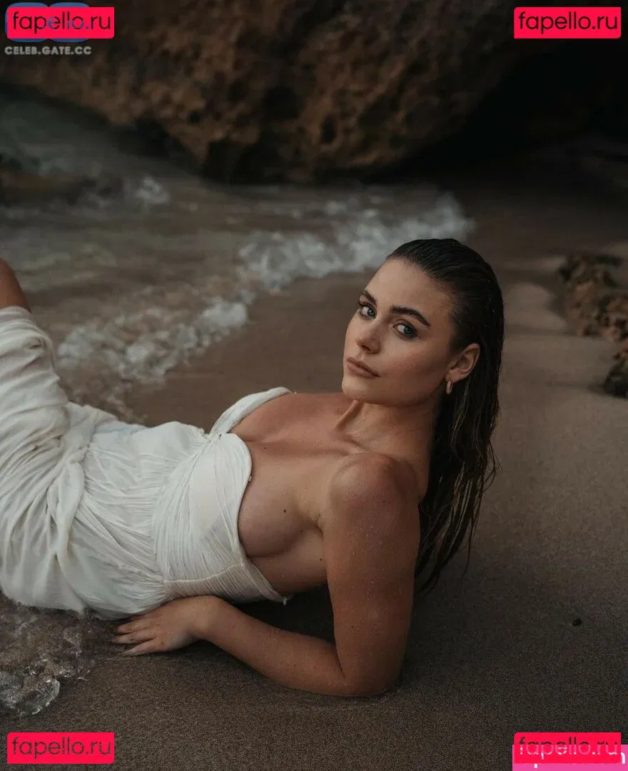 Emilia Bte Onlyfans Photo Gallery 