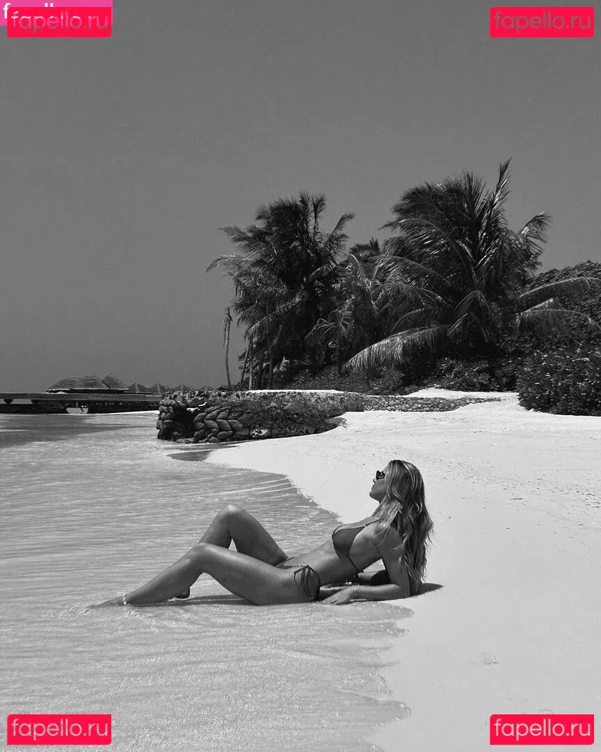 Emilia Bte Onlyfans Photo Gallery 