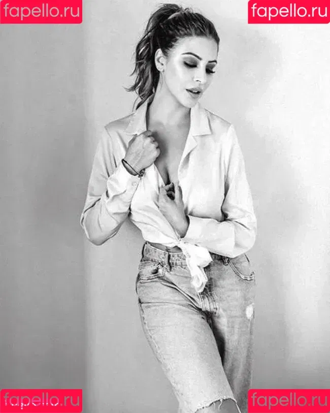 Karishma Kotak Onlyfans Photo Gallery 