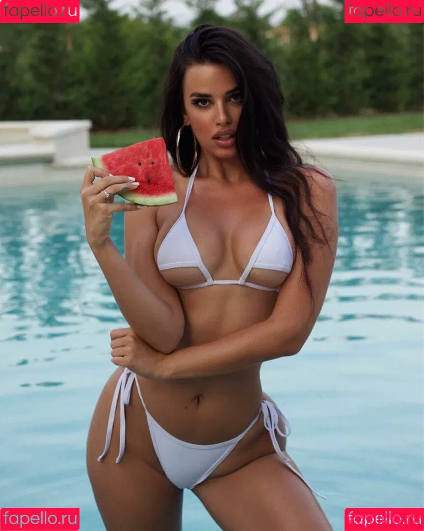 Ivana Knoll Onlyfans Photo Gallery 