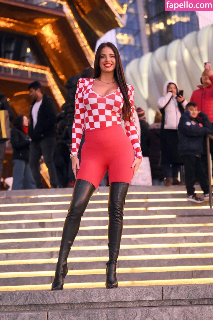 Ivana Knoll Onlyfans Photo Gallery 