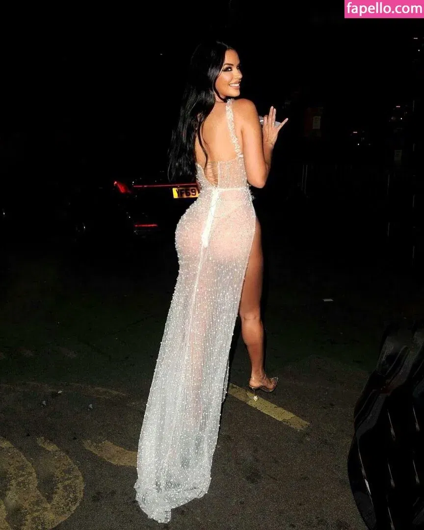 Ivana Knoll Onlyfans Photo Gallery 