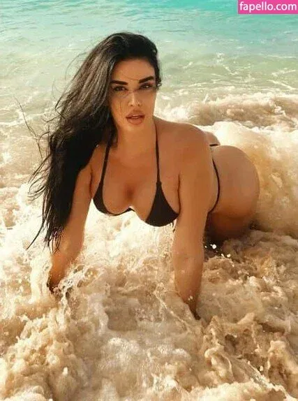 Ivana Knoll Onlyfans Photo Gallery 