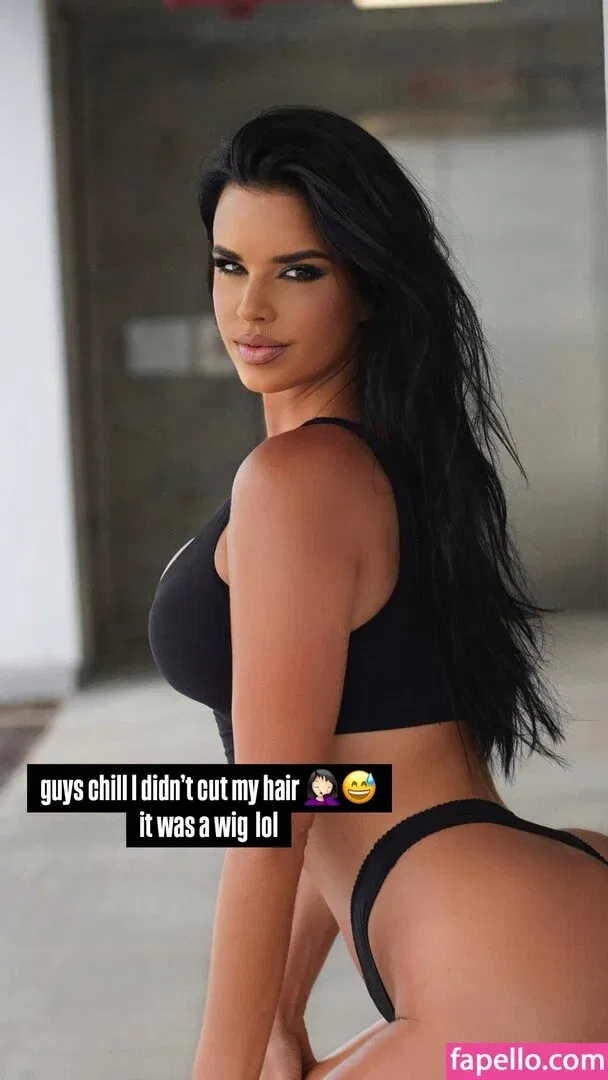 Ivana Knoll Onlyfans Photo Gallery 