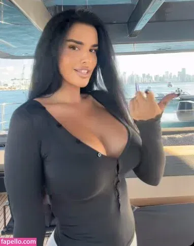 Ivana Knoll Onlyfans Photo Gallery 