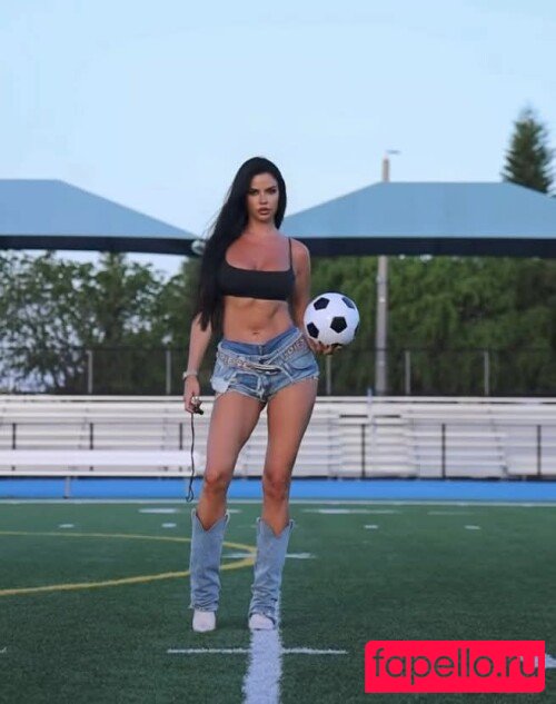 Ivana Knoll Nude Onlyfans Photo 23