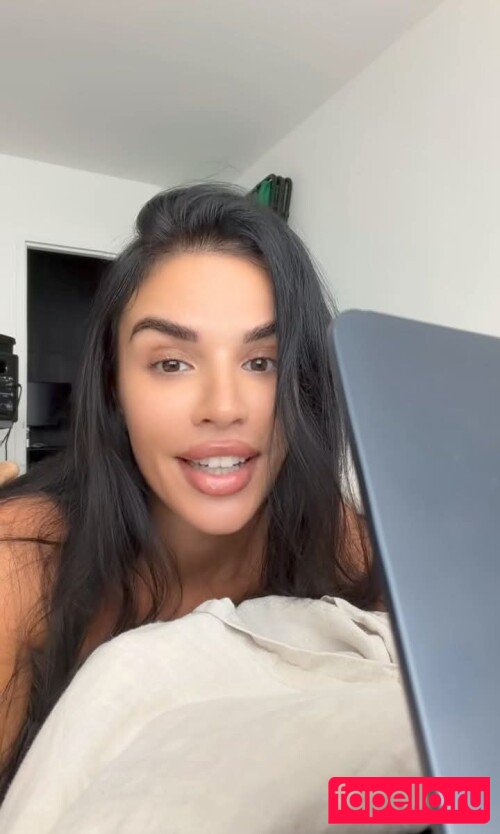 Ivana Knoll Nude Onlyfans Photo 11