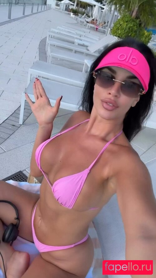 Ivana Knoll Nude Onlyfans Photo 6