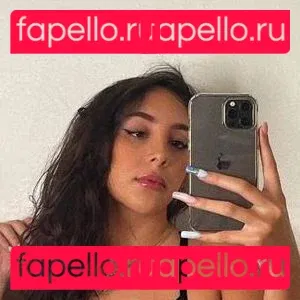 ulyra.me Onlyfans Photo Gallery 