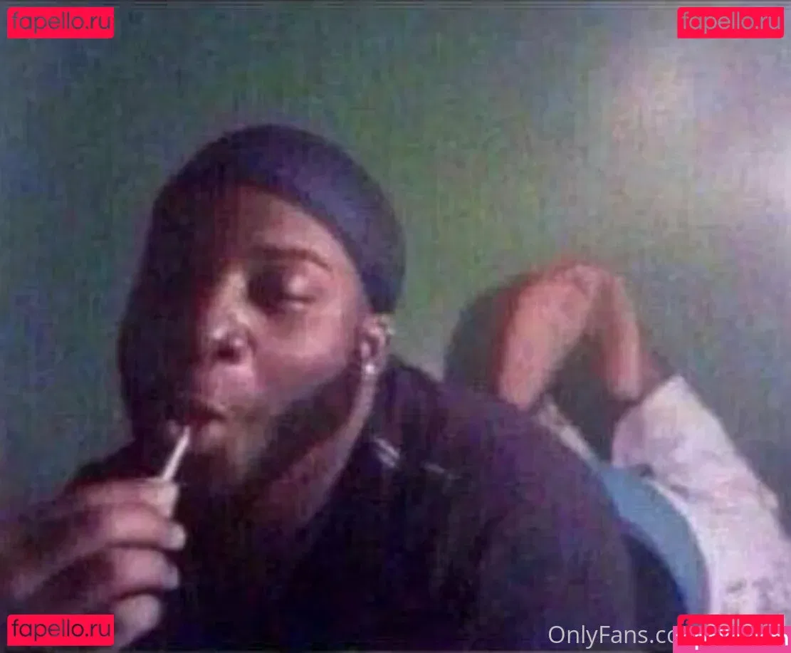 ulyra.me Onlyfans Photo Gallery 