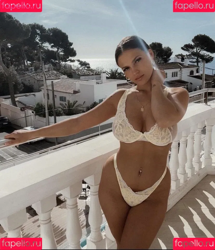 Jeje Lopes Onlyfans Photo Gallery 