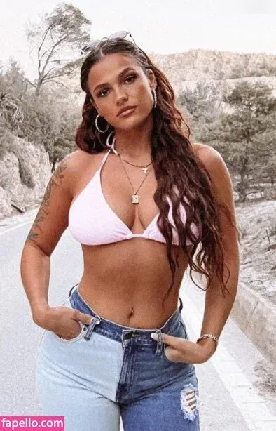 Jeje Lopes Onlyfans Photo Gallery 