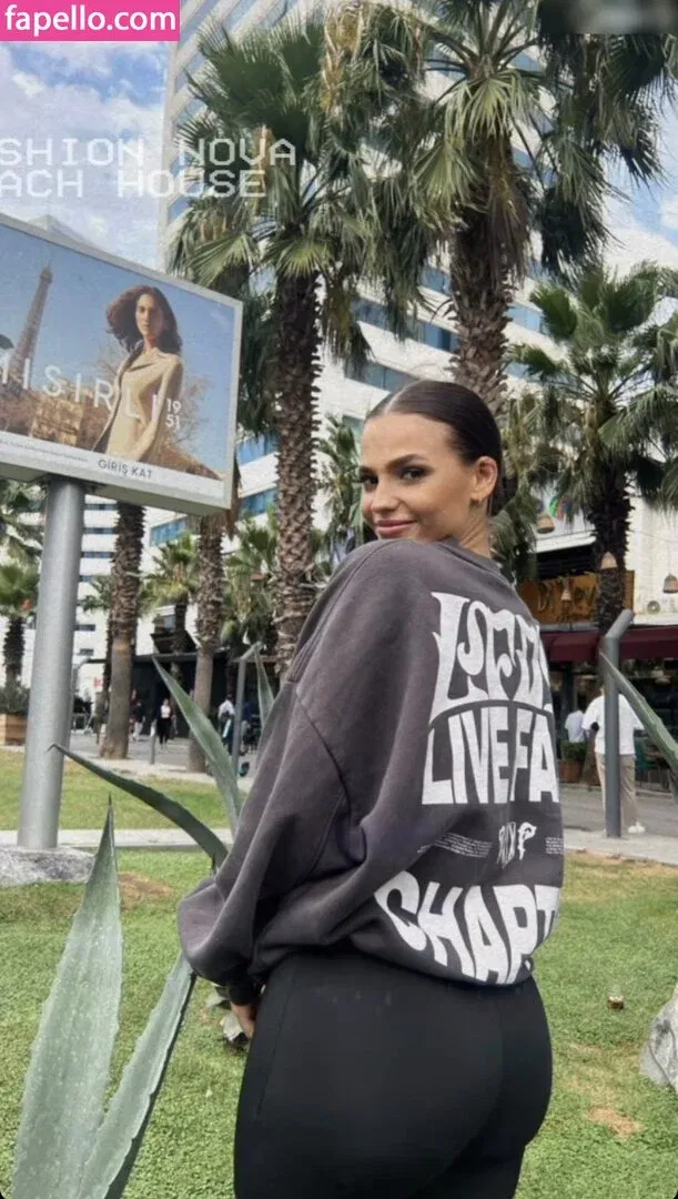 Jeje Lopes Onlyfans Photo Gallery 