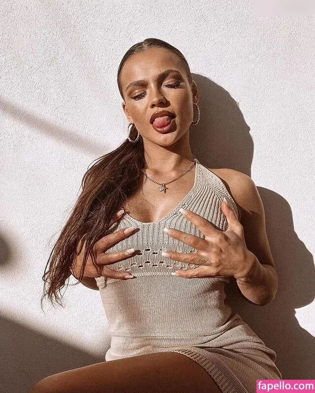 Jeje Lopes Onlyfans Photo Gallery 