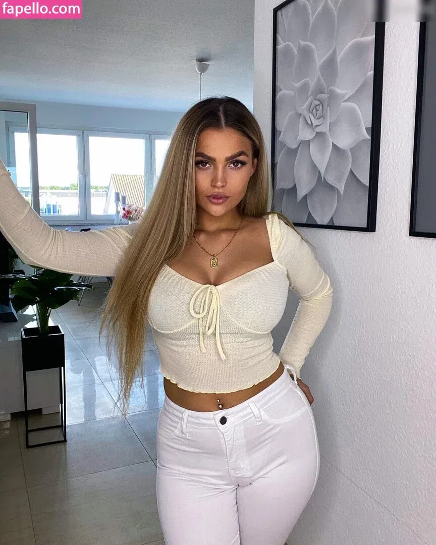 Jeje Lopes Onlyfans Photo Gallery 