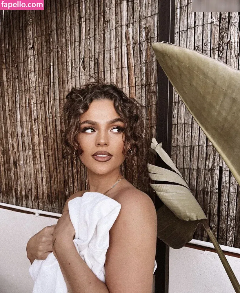 Jeje Lopes Onlyfans Photo Gallery 