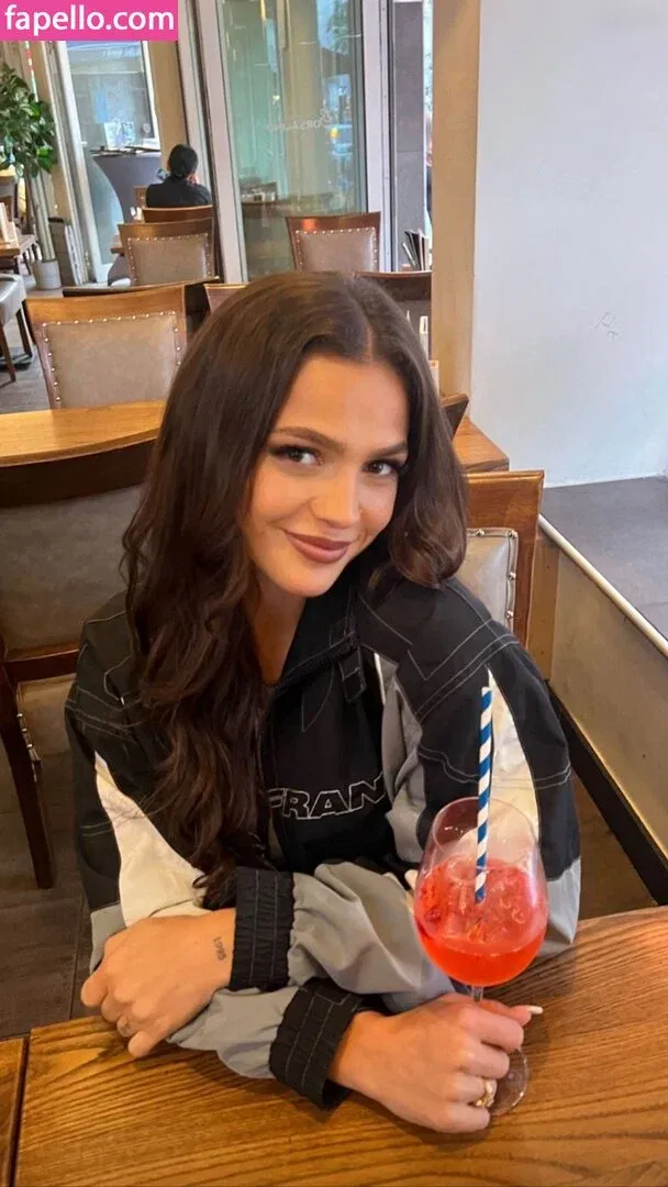 Jeje Lopes Onlyfans Photo Gallery 