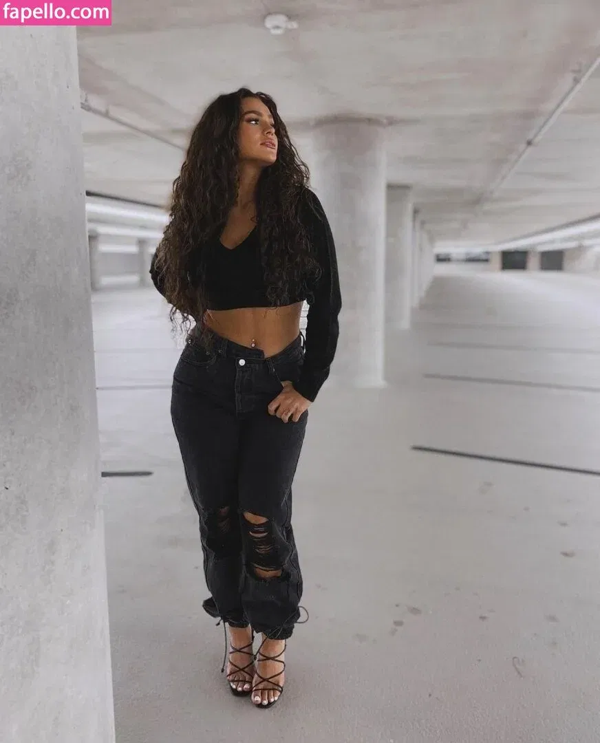 Jeje Lopes Onlyfans Photo Gallery 